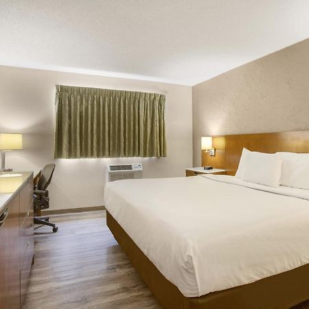Rodeway Inn Cascade Bagian luar foto