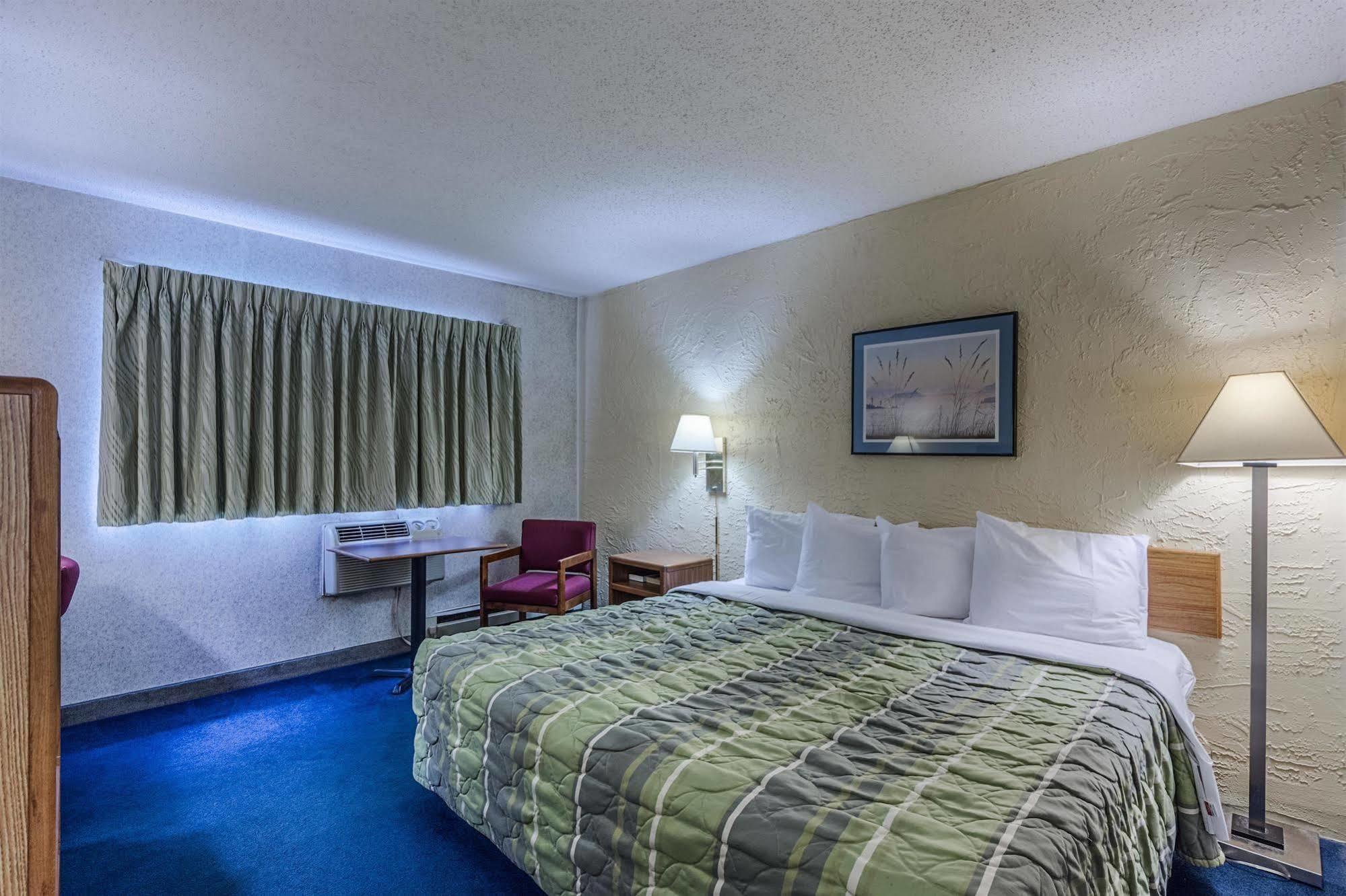 Rodeway Inn Cascade Bagian luar foto