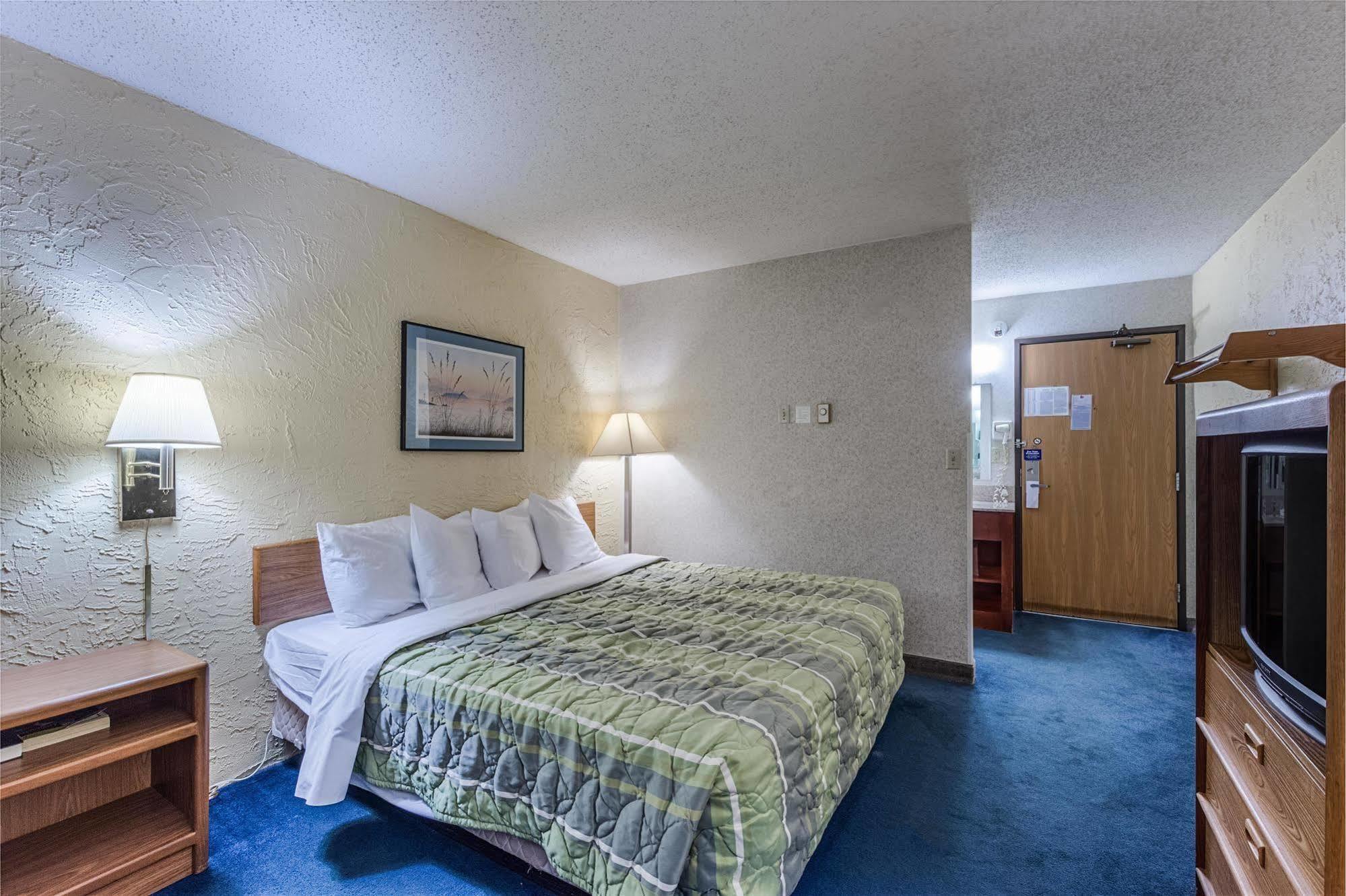 Rodeway Inn Cascade Bagian luar foto